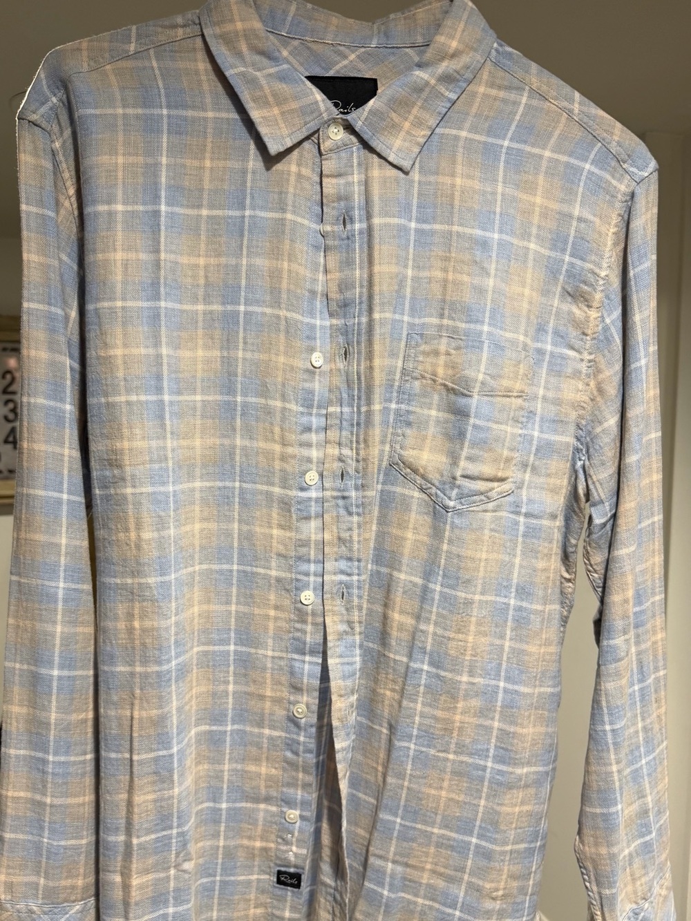 Rails Men's Plaid Button-Up Shirt in Light Blue & Cream Size: L